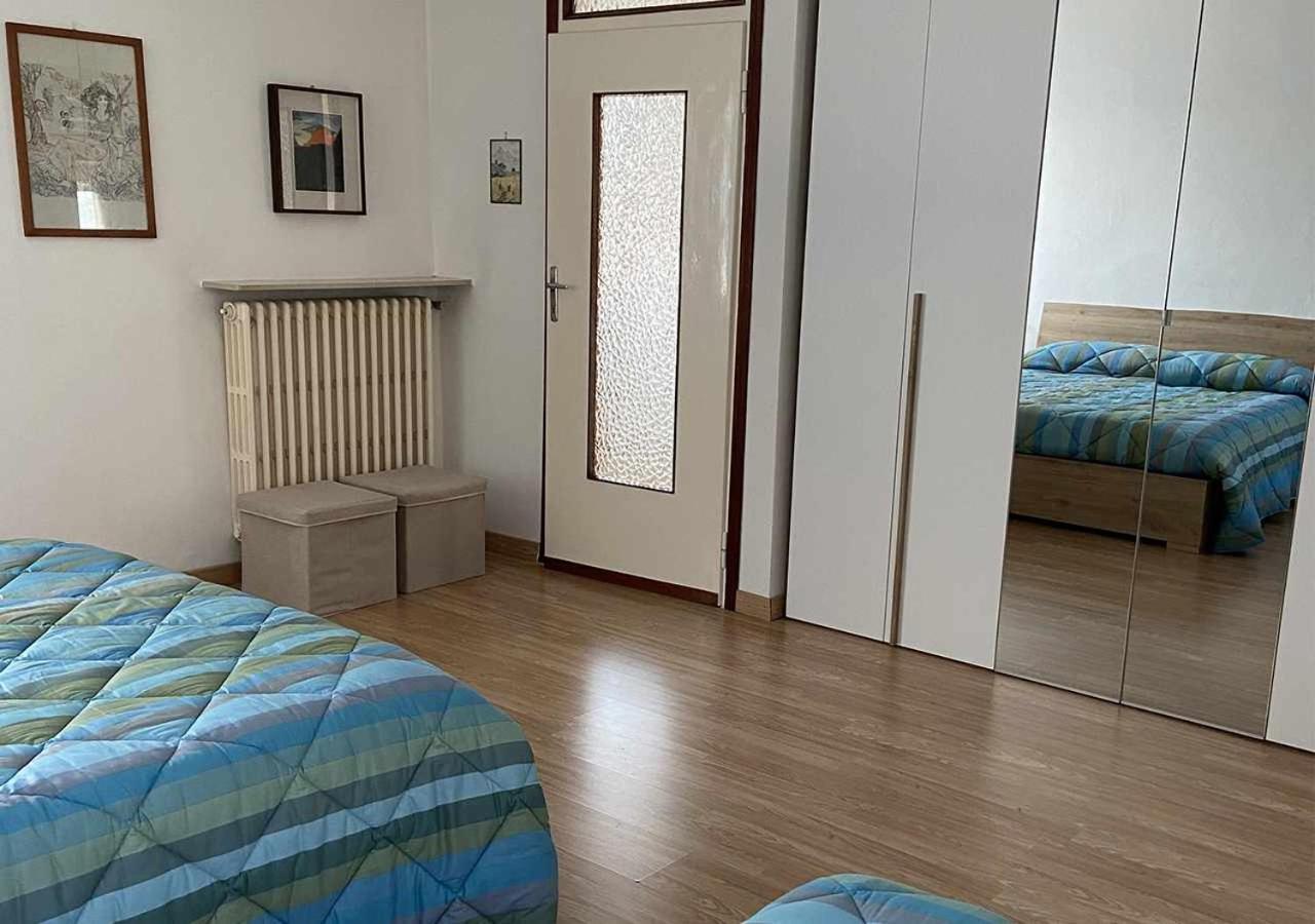 Bosisio Parini Casa Vacanza Amelia מראה חיצוני תמונה